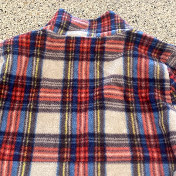 Quarter button pullover - Picture 5 of 6